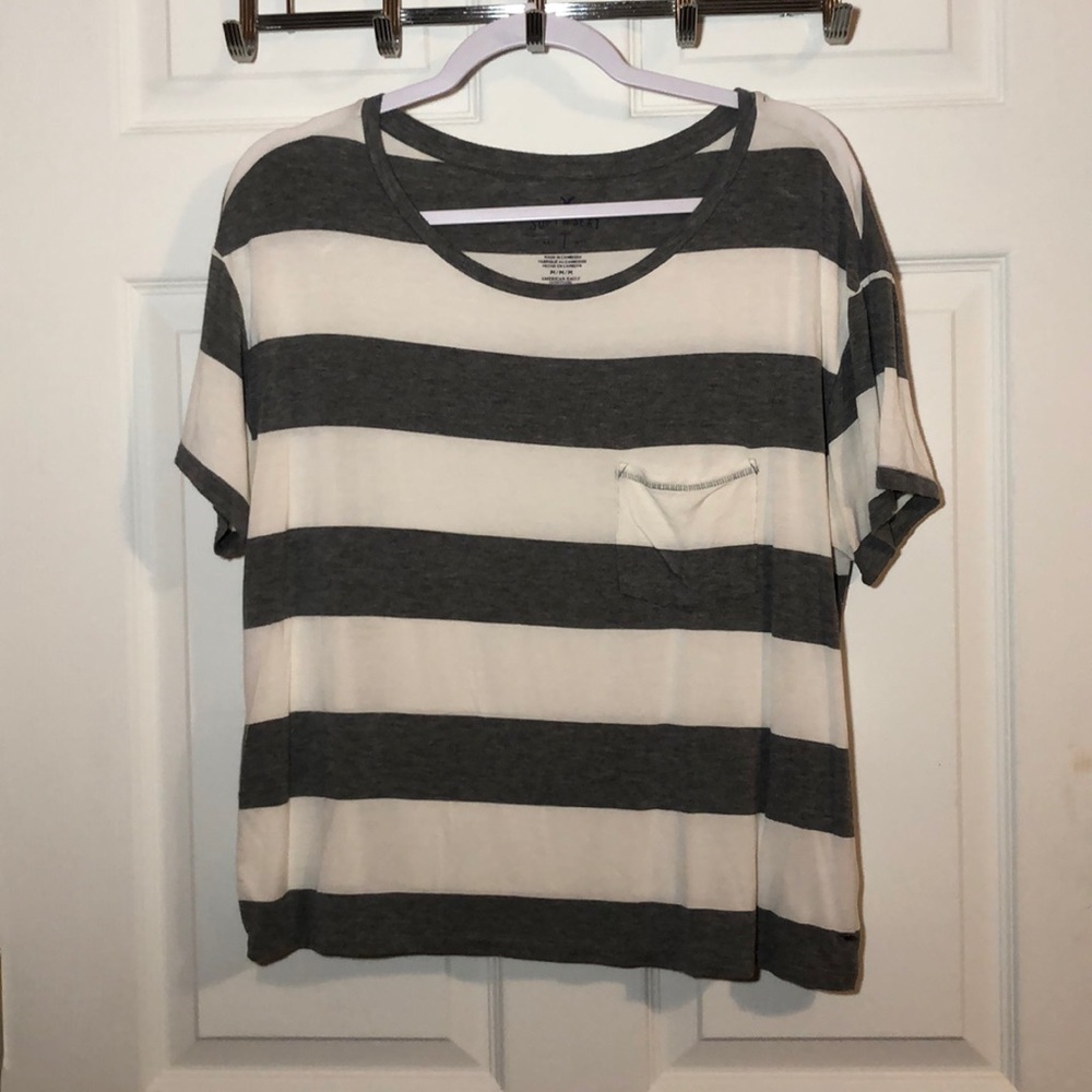 American Eagle top